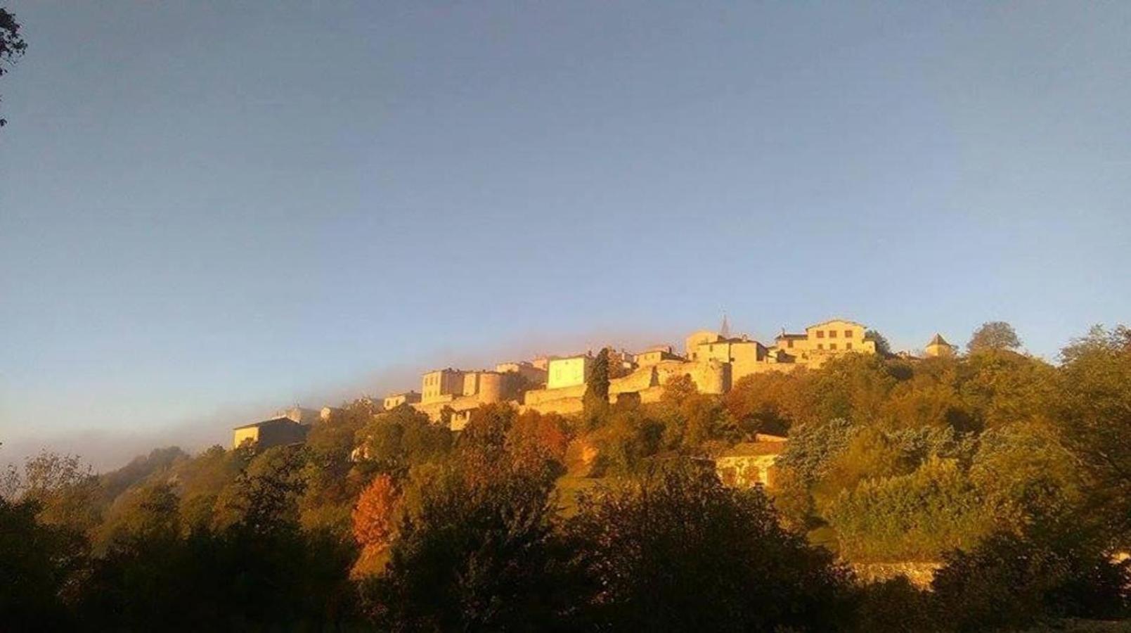 Seuls En Pleine Nature - Gite La Cote Blanche Puygaillard-de-Quercy Exteriör bild